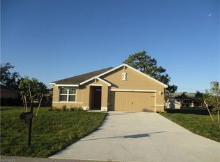 226 NE 9th Ave, Cape Coral, FL 33909