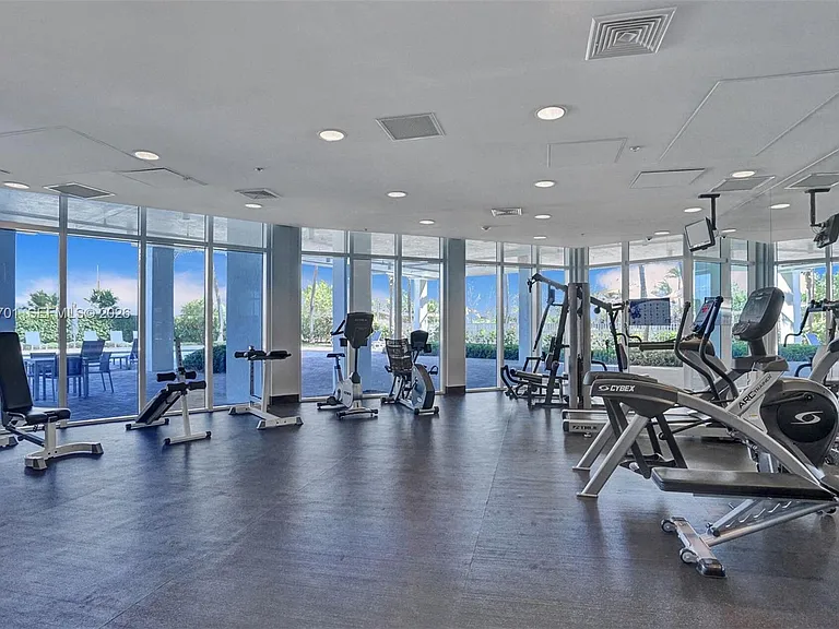 6515 Collins Ave #1604 — Photo 8