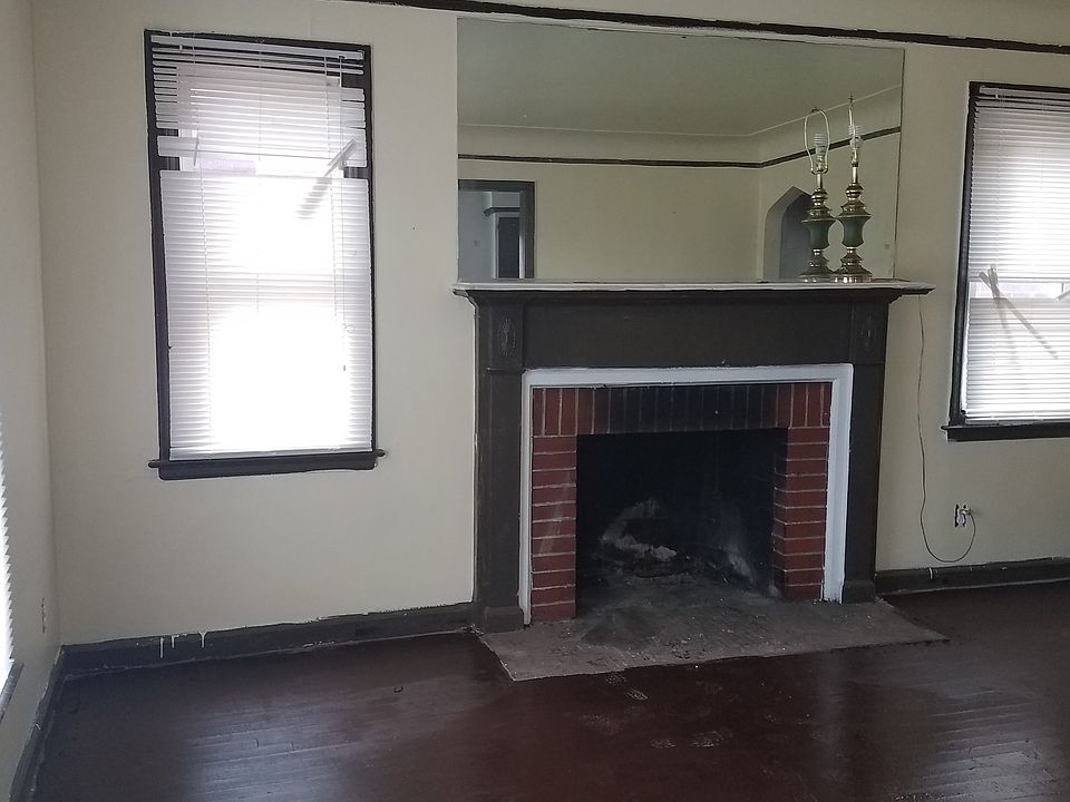 2nd image of 12273 Riad St
