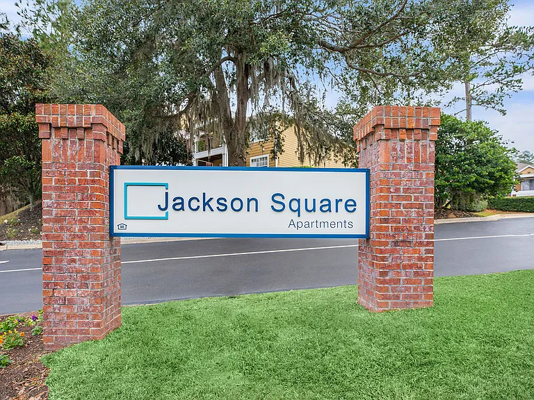 Jackson Square Apartments — Photo 30