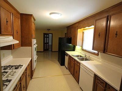 4th image of 1803 Haynes Dr