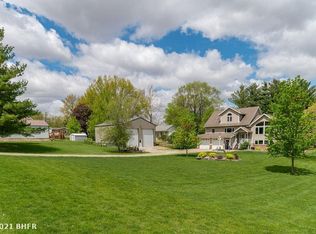 207 E Walnut St, New Sharon, IA 50207