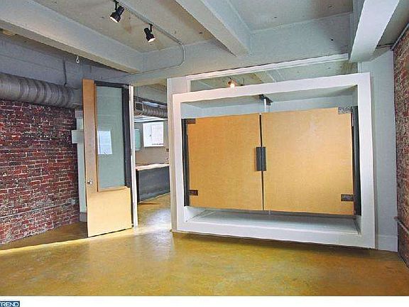 4th image of 146 W Laurel St APT 103
