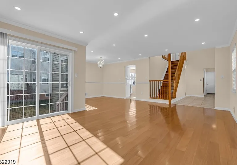 71 Nostrand Rd — Photo 7