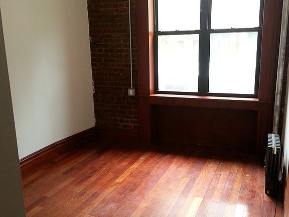 4th image of 455 E 117th St APT 1