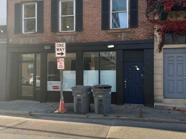 13 King St Unit 1, Troy, NY 12180