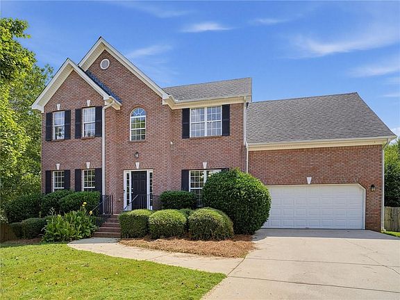 2nd image of 2740 Lake Commons Ct