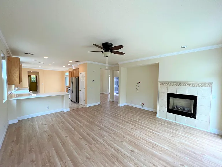 10413 Bunker Ln — Photo 9