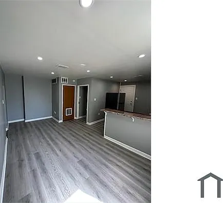 3 bed, 1200 sqft, $1,650 — Photo 2