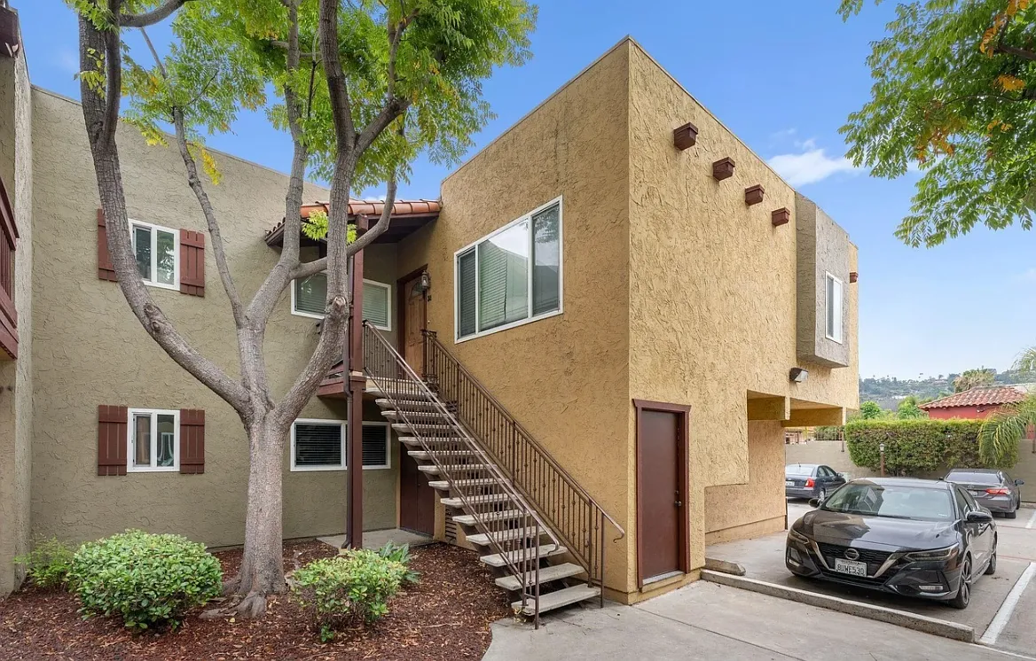2 bed, 960 sqft, $2,500 — Photo 1