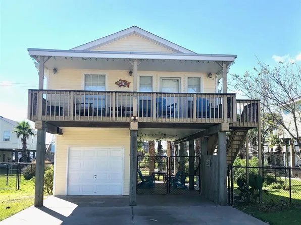 4034 Panola Dr, Galveston, TX 77554