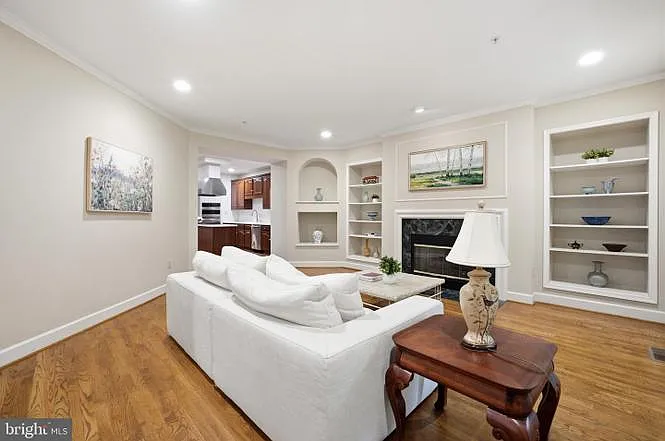 7809 Hidden Meadow Ter — Photo 14