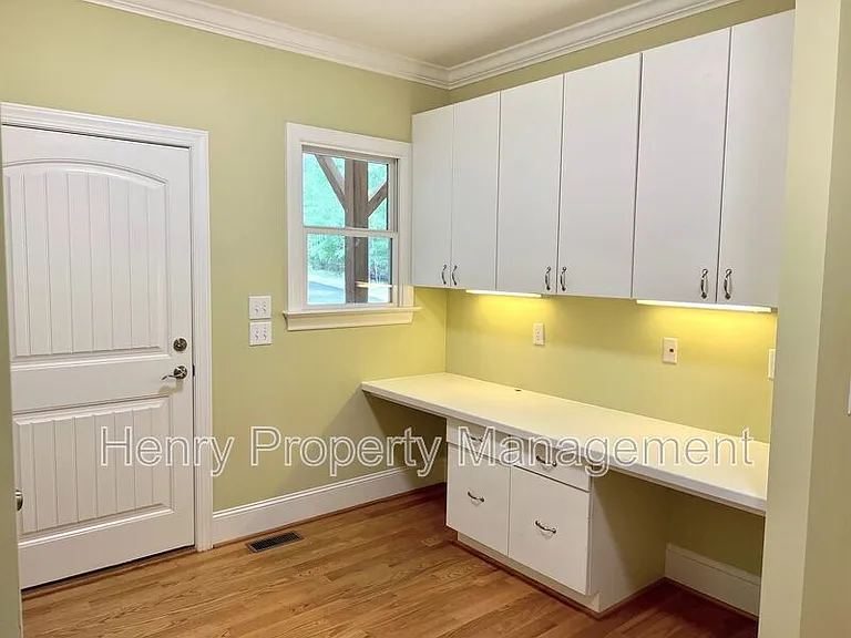 5804 Yates Mill Pond Rd — Photo 14