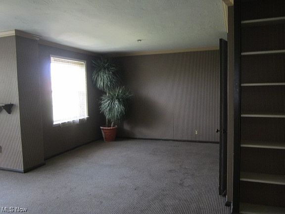 3rd image of 13710 Shaker Blvd APT 706