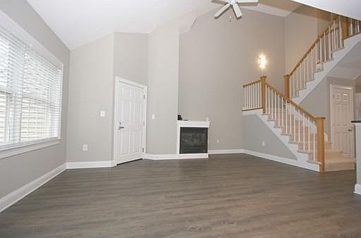 4th image of 64 Hastings St APT 206