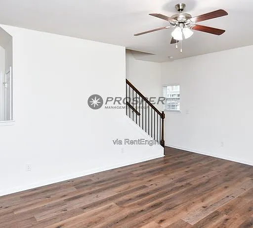 248 Elmhaven Dr — Photo 10