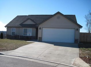 104 Ridge Ct, Waynesville, MO 65583