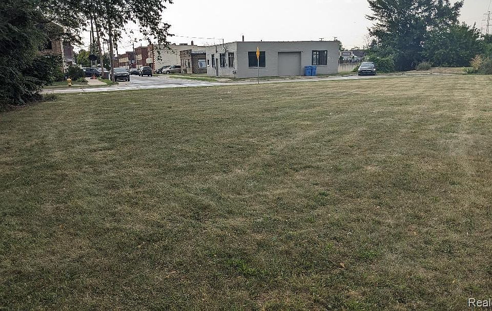 1st image of 7120 Ternes St