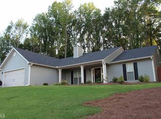 218 Falling Leaf Ln, Winder, GA 30680