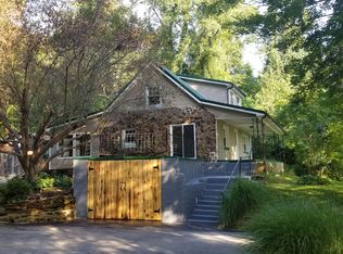 313 Oakland Park Rd, Vanceburg, KY 41179
