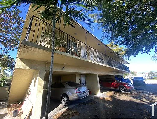2800 W Sunrise Blvd #2 — Photo 5