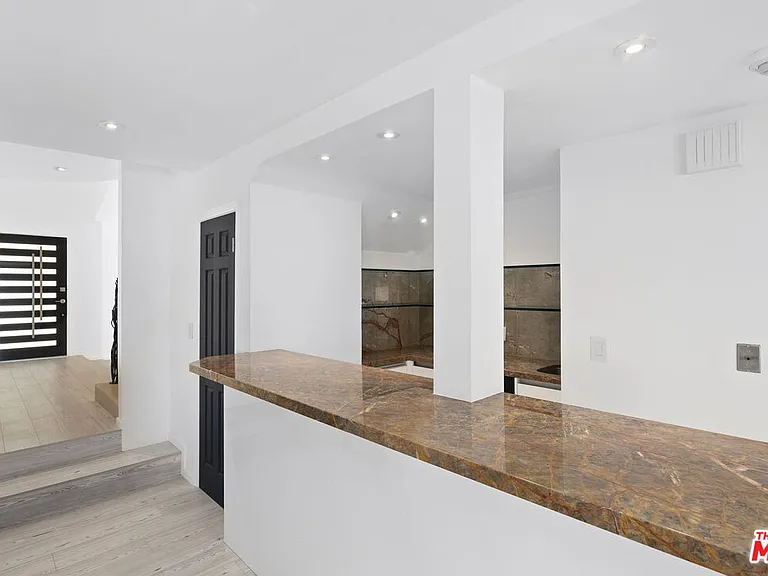 2937 Deep Canyon Dr — Photo 22