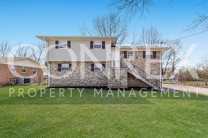 1st image of 5002 Lori Cir NW