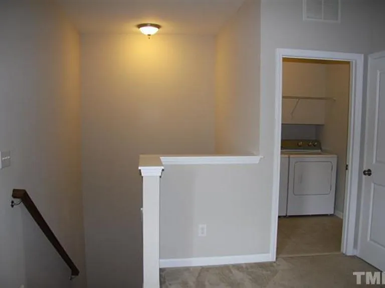 1536 Alemany St — Photo 12