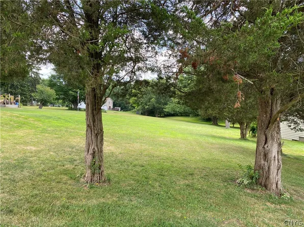 305 Meyers Rd #4, Liverpool, NY 13088