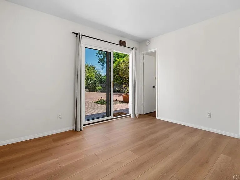 6014 Beaumont Ave — Photo 30