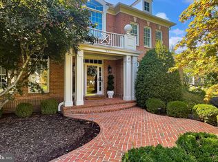 5808 Ridings Manor Pl, Centreville, VA 20120