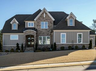 612 Pelzer Dr, Wake Forest, NC 27587