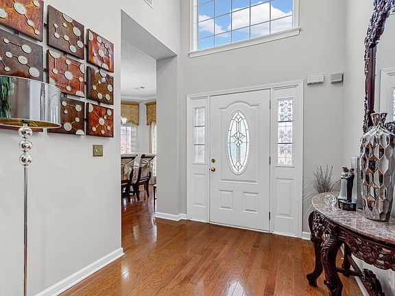 4th image of 7301 Hunters Tree Dr