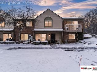 411 Spring Brooke Dr, Brighton, MI 48116