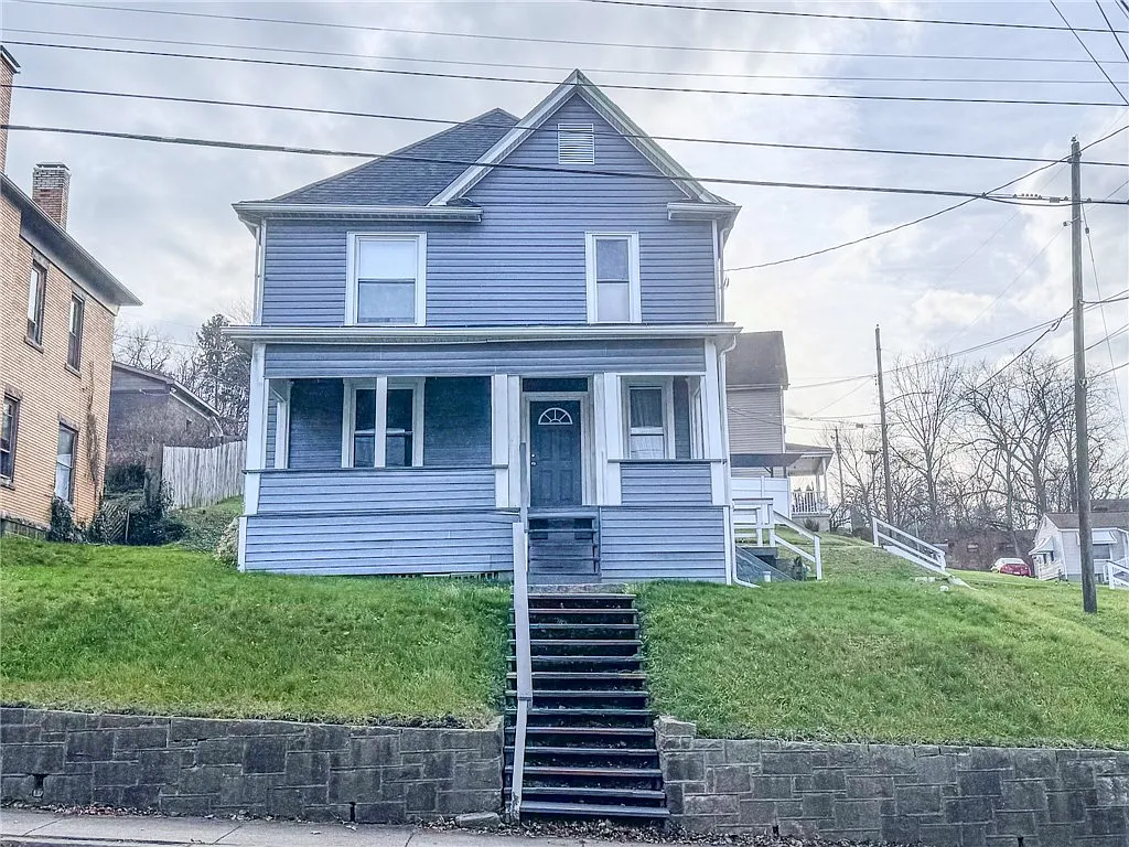 2 bed, $1,200 — Photo 1