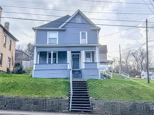 604 Center Ave Photo 1