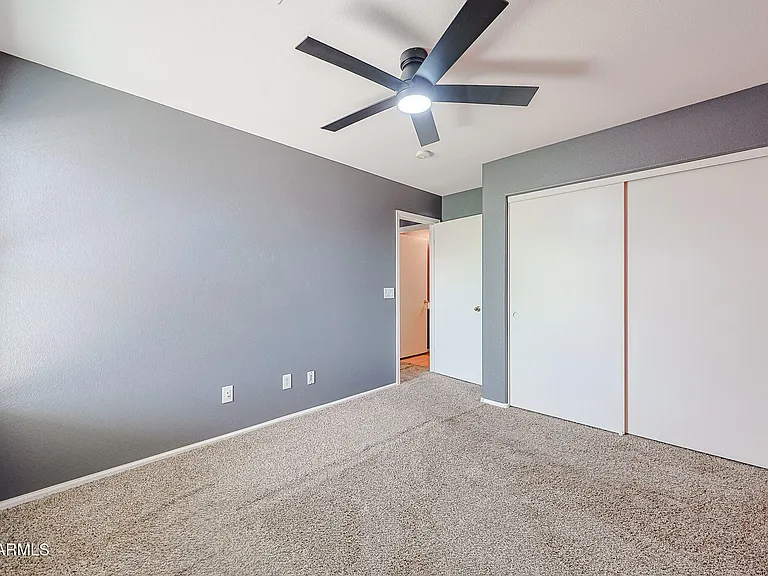 5245 N 125th Ave — Photo 24