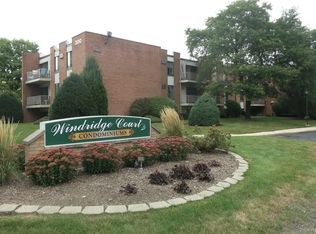 313 W Fullerton Ave, Addison, IL 60101