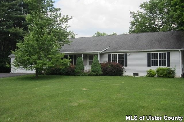 1st image of 40 Sycamore Dr