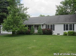 40 Sycamore Dr, Shawangunk, NY 12589