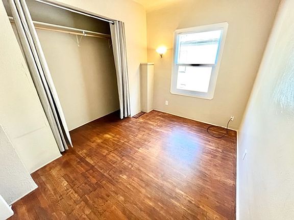 5th image of 1212 Warner St