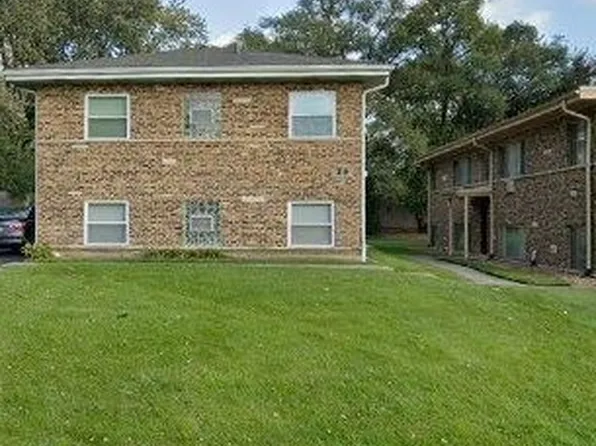 29 Greenwood St APT A, Glen Ellyn, IL 60137