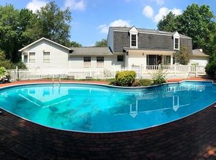 134 Eleanor Dr, Mahopac, NY 10541