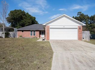 574 Ard Dr, Pensacola, FL 32526