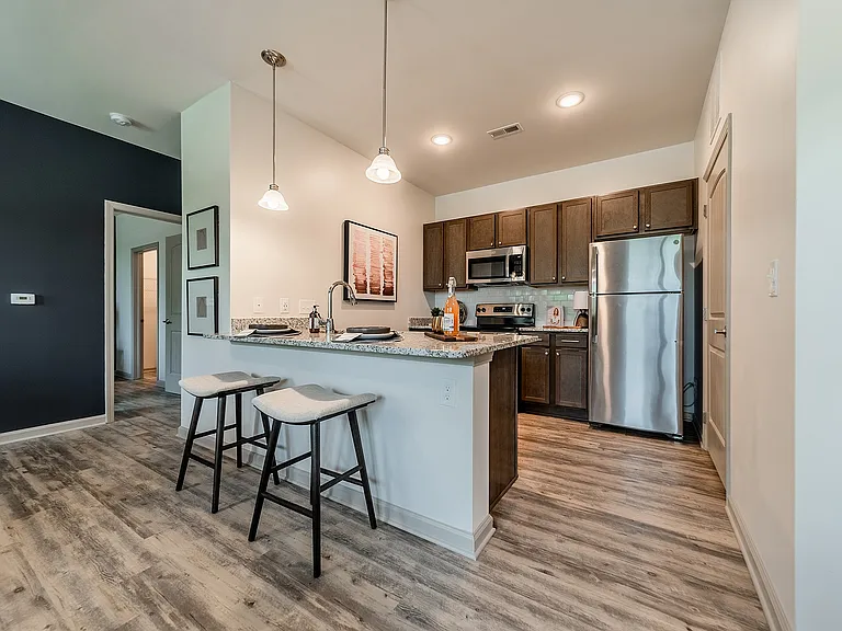 HighlandRidge_2021_Kitchen_04