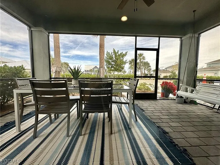 42203 Hammock Ln — Photo 16