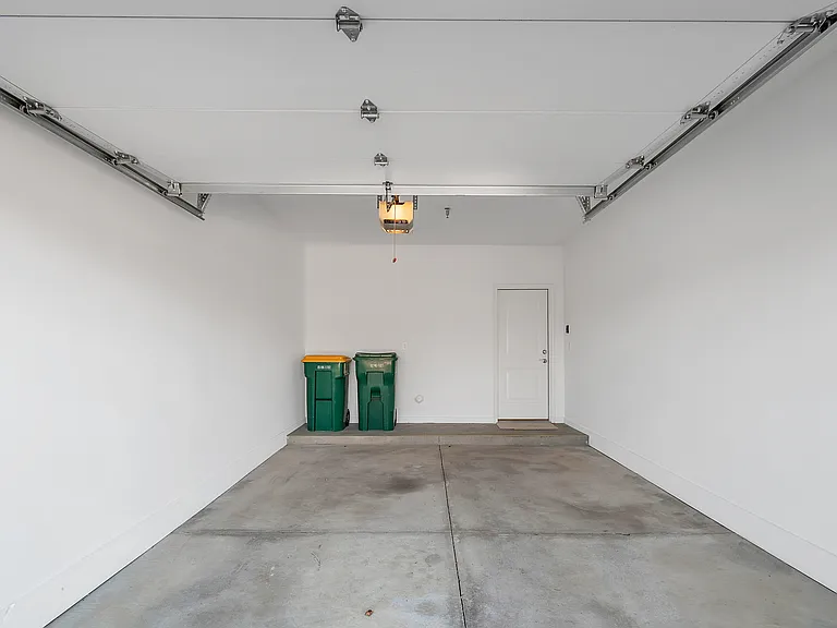 Garage Garage