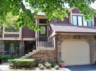 1015 Braemoor Dr, Downers Grove, IL 60515