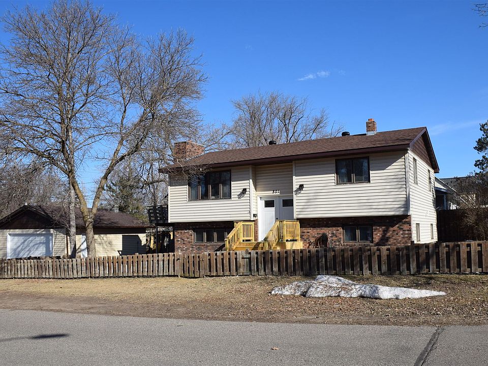 1st image of 801 Mississippi Ave NW