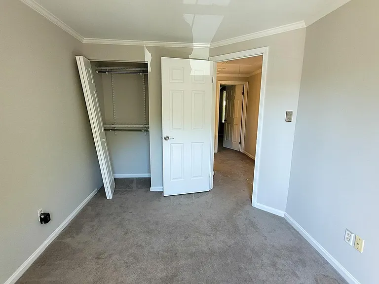7831 Stephanie Ln — Photo 37